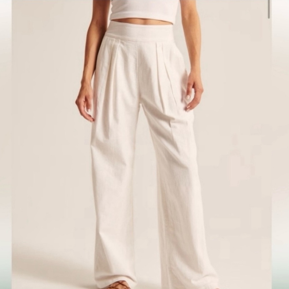NWT Abercrombie & Fitch Linen-Blend Ultra Wide-Leg Pant in White / Size XS